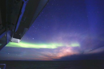 Antarctica Xuelong aurora