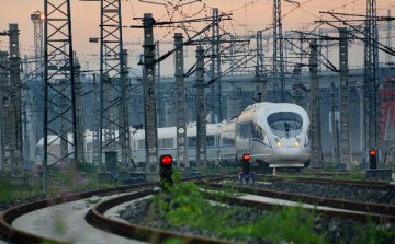 Chinese-invested U.S. high-speed rail project to start in 2016