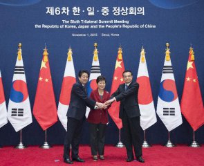 China-Japan-South Korea summit begins in Seoul