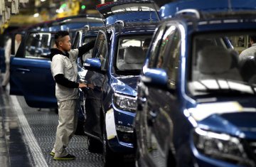 MIIT suspends 14 car makers from automobile production qualification