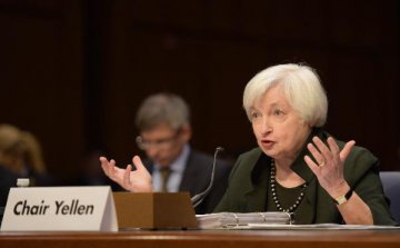 U.S. Fed chair gives upbeat view on economy before the Congress