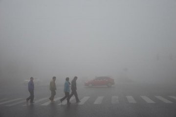 Tianjin issues first red alert for pollution