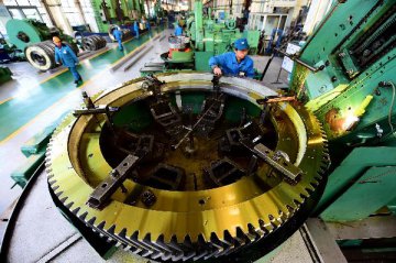 MIIT expects China to score 6pct growth in industrial added value in 2016