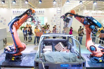 Global intelligent manufacturing market scale to hit USD250bln in 2018