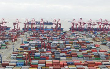 Mainland attributes HK trade data discrepancy to math