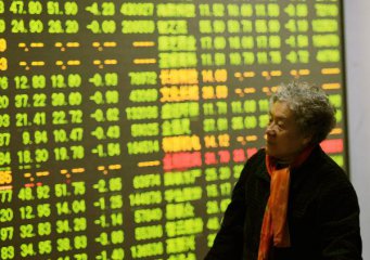  Chinese shares dive 2.84 pct at opening Monday