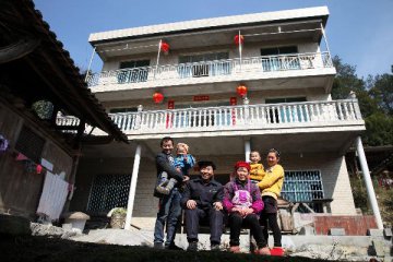 China Focus: Poverty relief a boon for millions in rural China