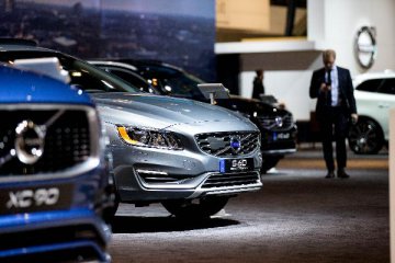 Volvo vows to boost profit margin to complete revamp of company