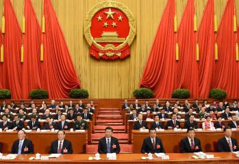 Xinhua Insight: ＂Xi political economics＂ takes shape