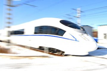 Faster train control system gives Chinese firm tech edge