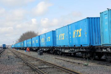 NW China cargo train connects with Kazakhstan