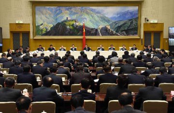 Chinese premier vows further efforts for clean governance