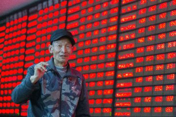  Chinese shares rally on upbeat trade data
