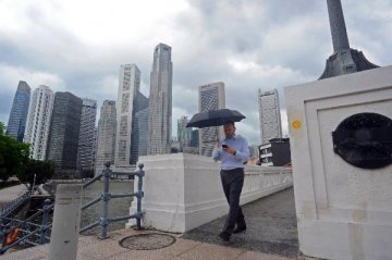 Singapores CPI falls for 19th month in May