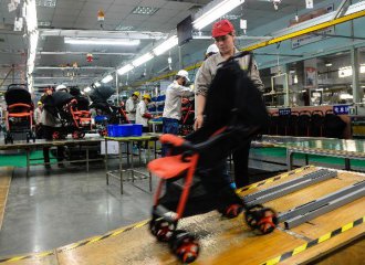 Chinas industrial profit growth slows further in May