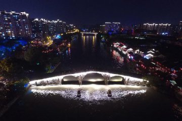 Chinas G20 host city expands underground