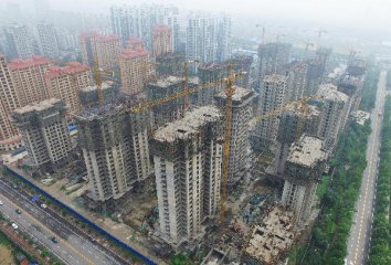 Chinas property investment slightly picks up