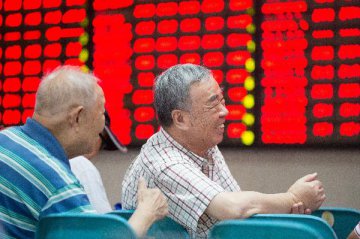 Chinese shares advance on debt-reduction plan