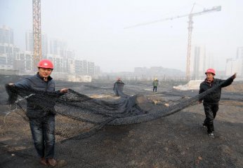 Chinese lawmakers advise improved environment tax rules