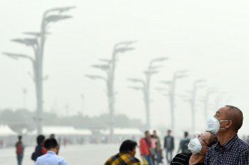Beijing to spend billions to tackle air pollution in 2017