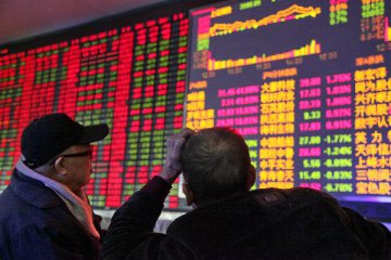 Chinese shares open mixed Thursday