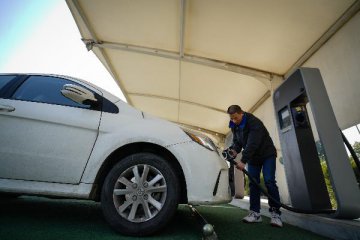 China to build more charging points for electric vehicles