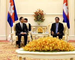 China, Cambodia pledge to cooperate under Belt and Road Initiative