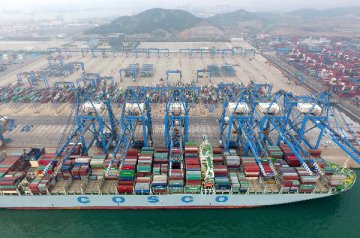 Chinas May exports up 15.5 pct, imports up 22.1 pct