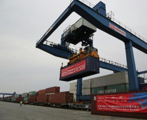 Chinas freight growth accelerates in May