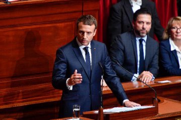 Macron sets out five-year roadmap for France, promises radical reform