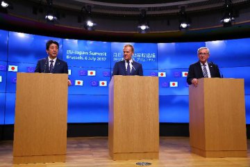 EU, Japan conclude political agreement on major free trade deal