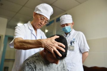 China to set up modern hospital management system