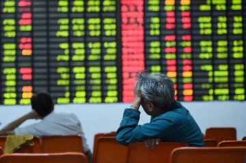 Chinese shares close lower at midday Wednesday
