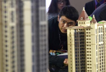 China to add more rentals to ease housing headache