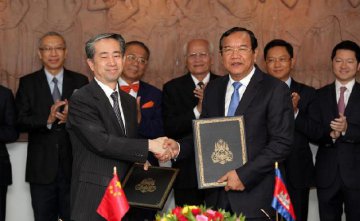 China provides 7.3 mln USD from LMC Special Fund to Cambodia