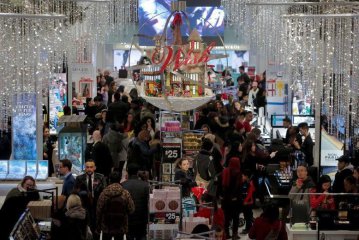 Consumers suffer most in tariff escalation: U.S. expert