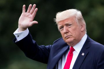 New book discloses trade policy fray in White House