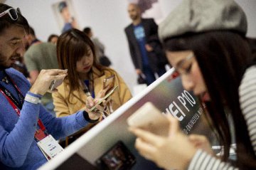 ​Chinese phones popular in Spanish market for high performances