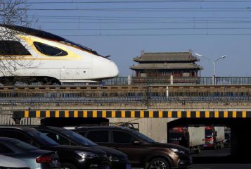 Railway trips surge in China as Spring Festival is coming