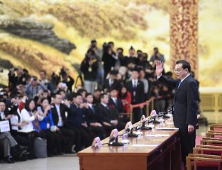 China determined to implement larger tax, fee cuts: Premier Li