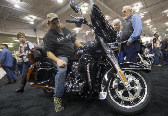 Harley-Davidson Q1 net income drops sharply amid declining sales