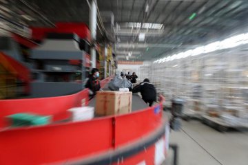 China courier giants post strong revenue growth in July