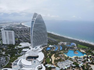 Xi stresses high-quality construction of Hainan free trade port