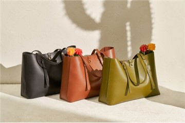 Fossil Launches Pro-Planet Cactus Leather Tote Bags and Limited-Edition Solar Watch in Australia in Celebration of Earth Month