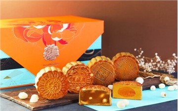 Bread Garden Goes Oriental Elegance With Mooncake Collection for Mid-Autumn 2021