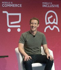 Facebook changes company name to Meta, focusing on Metaverse