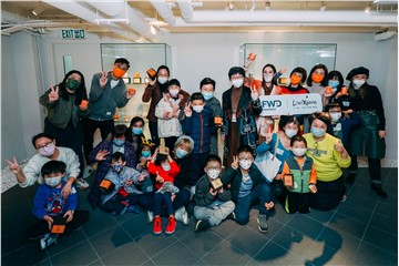 FWD Hong Kong collaborates with LoveXpress to organise #LiveBoundless scented candle workshop for families with autism