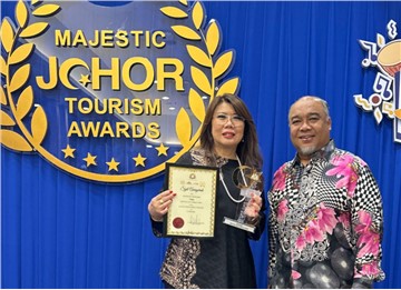 Amari Johor Bahru Wins Best Halal Destination Award At The Majestic Johor Tourism Awards 2023