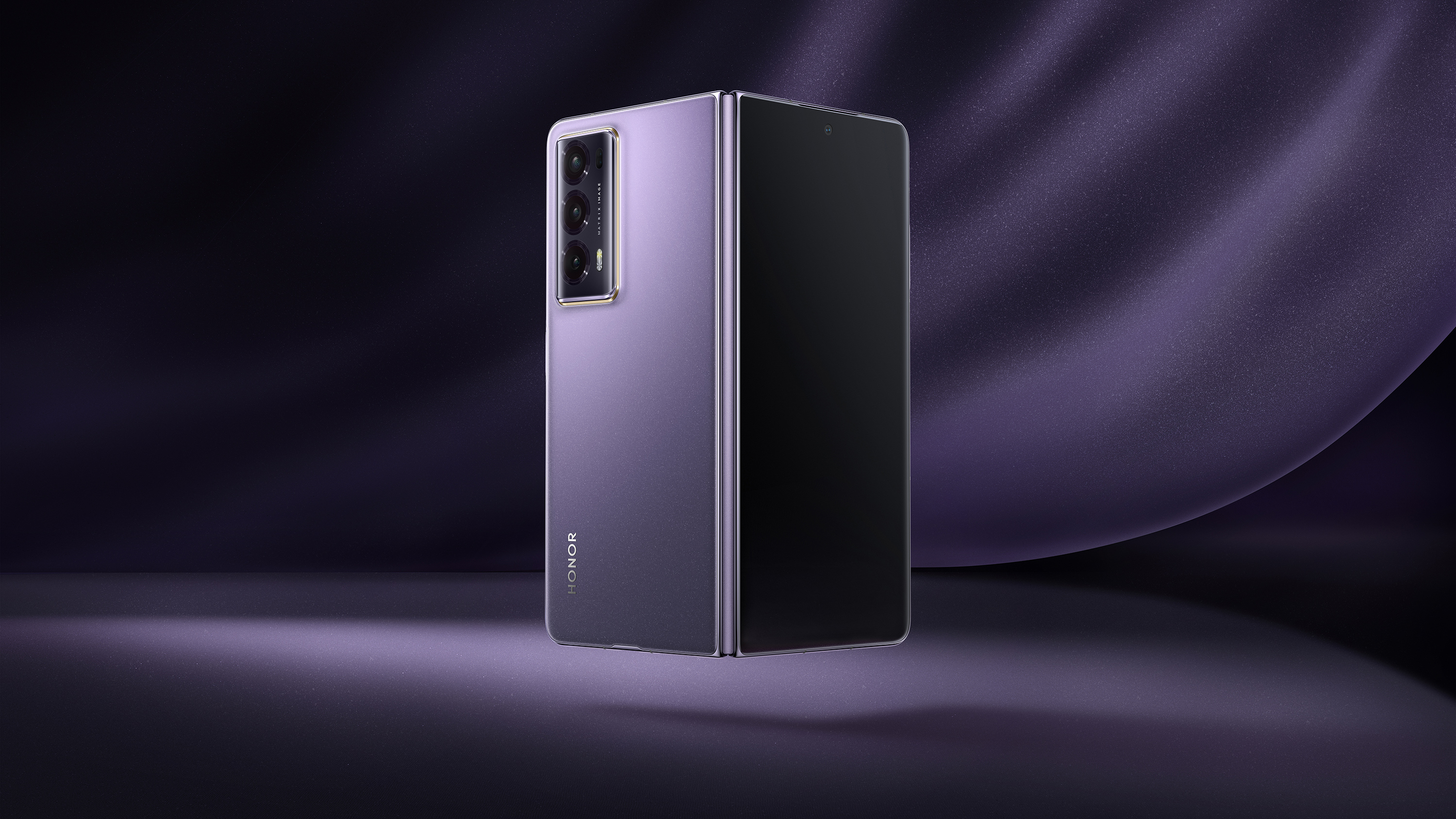 HONOR Unveils the HONOR Magic V2 in Singapore